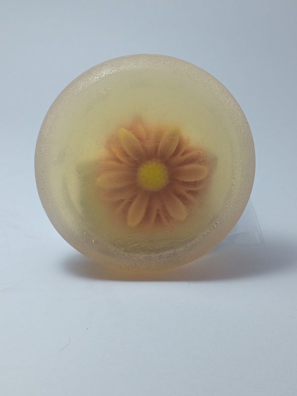 Beautiful Round Soap With Inside Flower SP-004